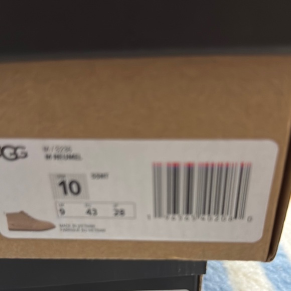 UGG Other - UGG Classic Boots - Chestnut